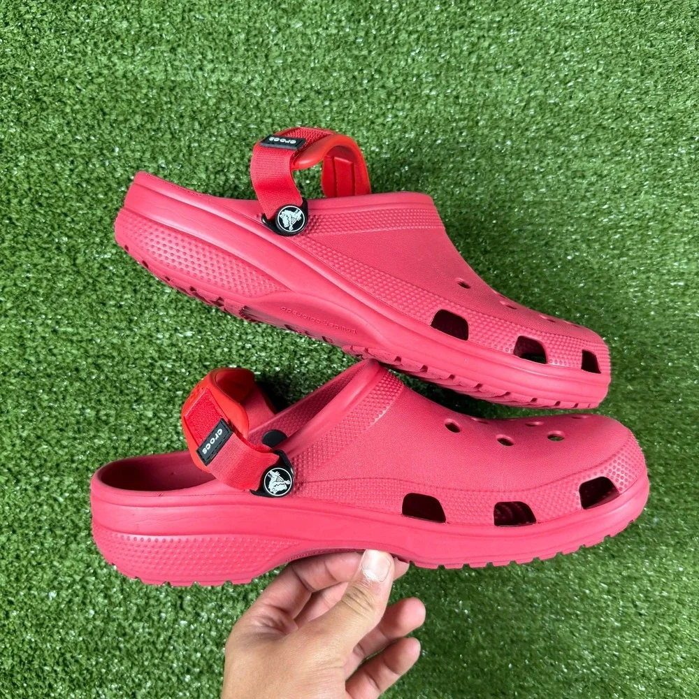 Crocs Classic All-Terrain Clogs Mens Size 11 Red Adjustable Strap Sandals 206340